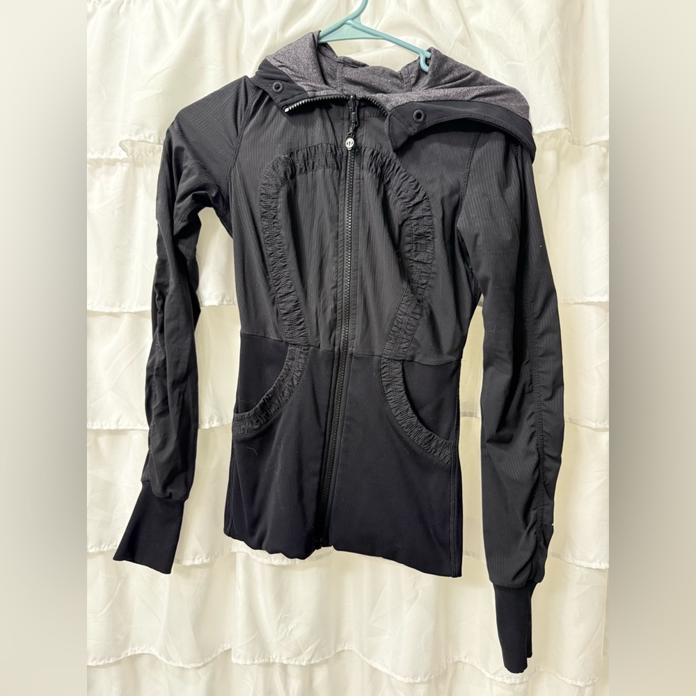 Lululemon Define Zip Up Older Version